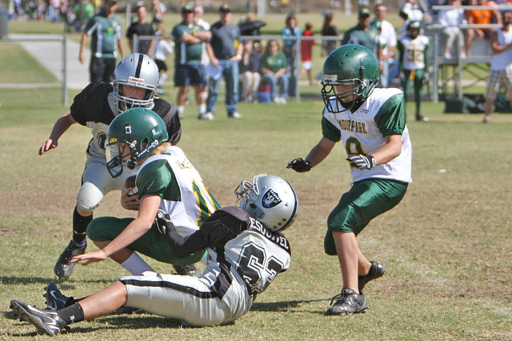 Raiders-Football-2.jpg