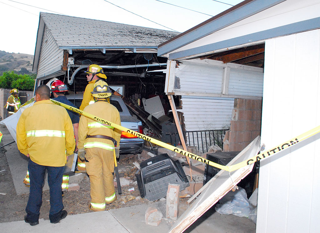 crash-garage-07-02-09-2.jpg