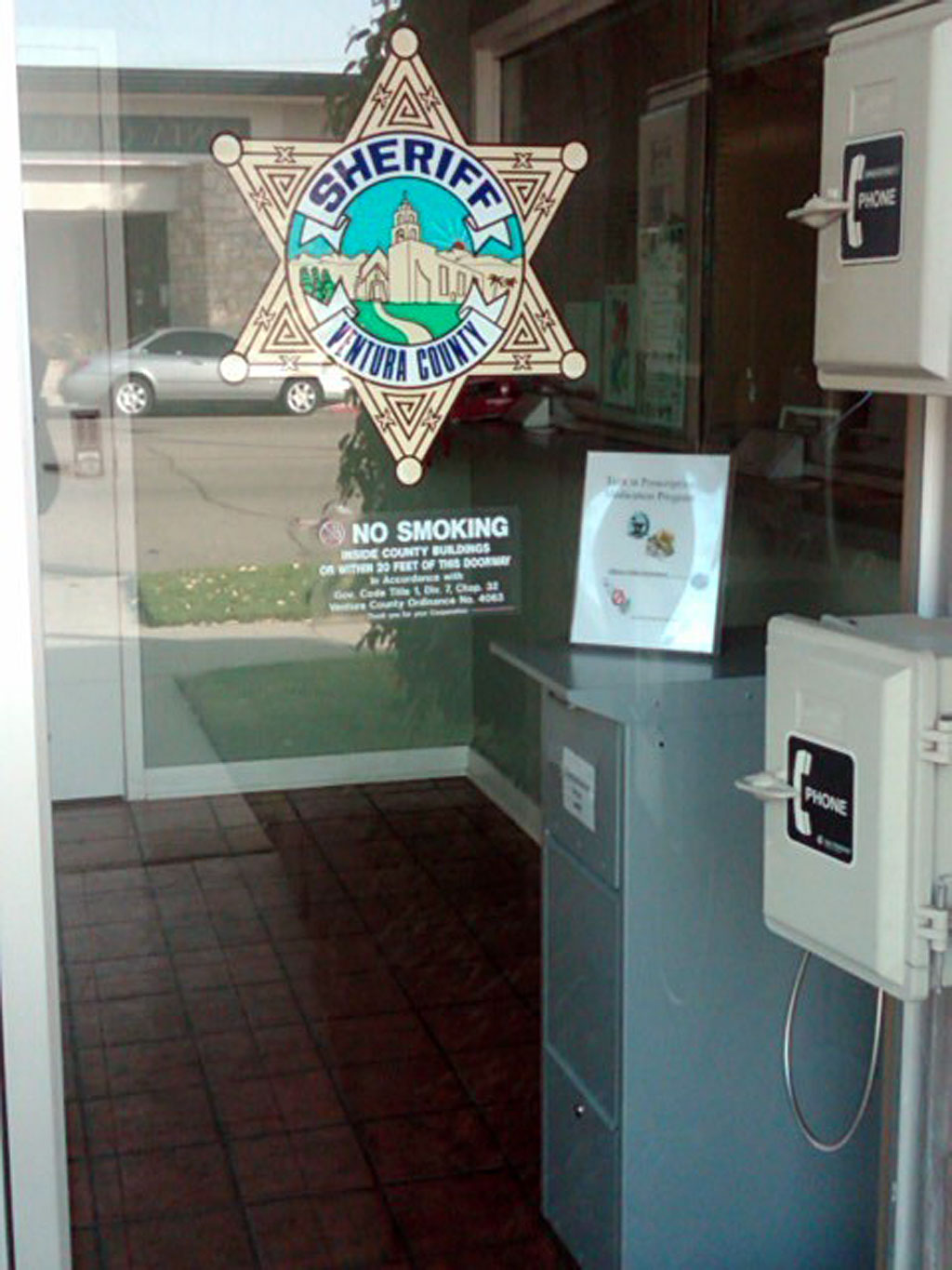 drug-dropoff-11-19-09.jpg