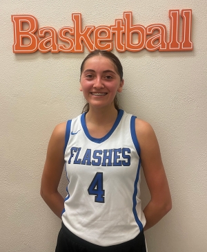 Lady Flashes “Player of the Game” Erika Sanchez with 9 points and 4 rebounds against the Castaic Coyotes. Photo credit Kim Tafoya.
