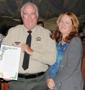 Retiring Officer Jerry Peterson and his wife