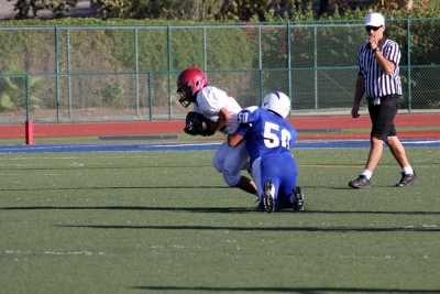 50 Mylo Lieghton makes a tackle for a loss