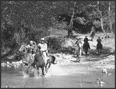 Bob C Davis, Sr., Rancheros Visitadores, c 1960, Bob Davis, Jr. Archive