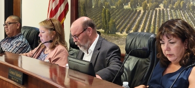 Two Council members received numerous complaints for attending the One Step A La Vez Drag Queen production a few weeks ago. Mayor Mark Austin made a point of stating this was not a Council sponsored event.