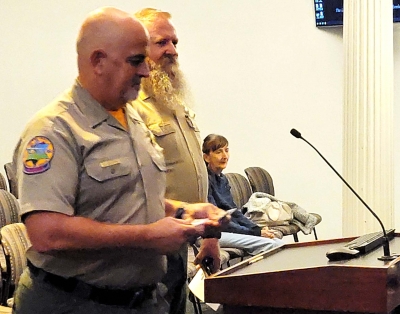 Search and Rescue team member Scott Gillis (left) gave a presentation to city council at Tuesday’s regular meeting.