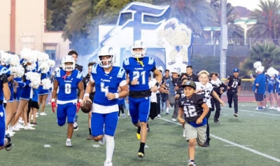On Friday, September 12th, Fillmore Flashes JV & Varsity played at home as well as hosted their annual Youth Night. Youth Night is when local Fillmore’s Youth Football and Cheer teams join the Varsity team in running onto the field as they return from halftime. FHS JV played & defeated Oxnard 14-6 and Varsity defeated Grace 54-40. Photo credit Crystal Gurrola. 