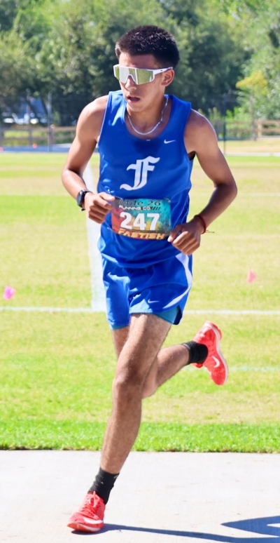 Pictured above is Fillmore Flashes Boys Varsity player Aaron Cordero during the Raider Invite. Photos credit of Anthony Chavez.
