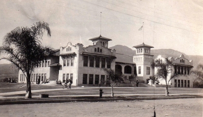 Fillmores first high school circa 1914.