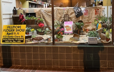 Above is a display set up at Patterson’s Hardware on Central Avenue, inspired by this year’s Flower Show, set for April 15 & 16, 2023. Photo credit Jan Lee. 
