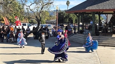 Above are LUV to Dance Folklorico Dancers performing at the 47th Annual Piru Christmas Parade & Festival held on December 13, 2025, as mentioned on page 1. A fun filled day of festivities and music for all to enjoy.
