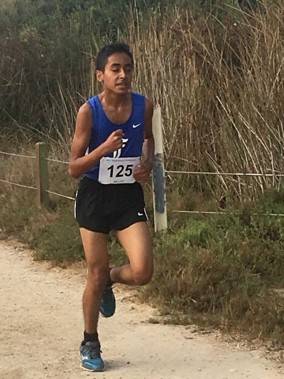 Freshman Andres Gonzalez at the UCSB Gaucho Invite. Photo Couresty Kim Tafoya.