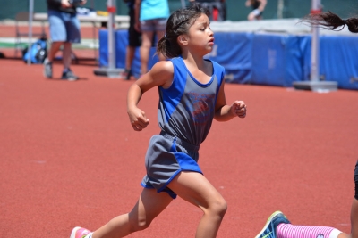 Yaraby Herrera dominated at Ventura County Varsity Finals earning a 1st place in both 800m and 1600m
