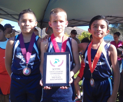 (Bantam Boys) (l-r) Carlos Laureano, Mark Richter and Rey Laureano