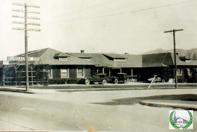 Bungalow Inn circa 1925, which was on the southeast corner of Fillmore and Santa Clara streets.
