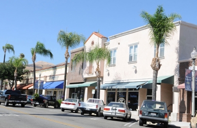 Central Avenue in 2012 with Palm Trees still along the street.