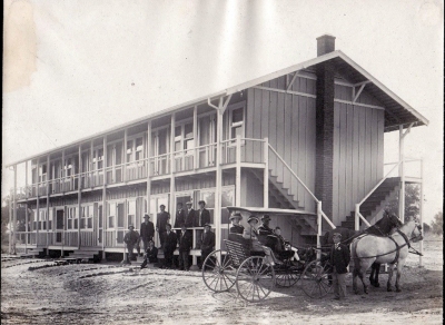Japanese bunkhouse/dormitory, circa 1914. The bunkhouse housed unmarried Japanese workers, and the dormitory was opened to the outside rather than to an interior hall. Photos courtesy Fillmore Historical Museum.