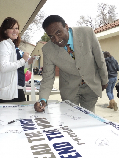 Fillmore High School Principal, Mr. Mesfun, took the pledge.
