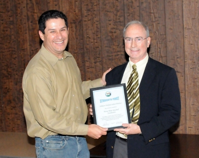 (l-r) School Board Vice President John Garnica and Students First award recipient Tony Newhall of the Henry Mayo Foundation.