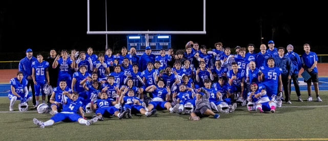 Congratulations to the Flashes who defeated Hueneme last week 35 – 28 and secured their spot in the first round of CIF Playoffs! The Flashes will host Cerritos High School, Friday, November 3rd at 7pm. For more details read One Town, One Team article. Photo credit Crystal Gurrola.