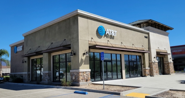 AT&T is setting up shop in the Fillmore Business Park shopping center, 1146 Ventura Street. Devices and accessories will be offered, and phone bill payments accepted in the store. They plan to open for business September 29, 2023.