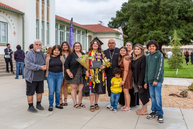 On Wednesday, June 7th at 6pm, Sierra High School/Heritage Valley Independent Study hosted their 2023 graduation ceremony at the Fillmore School District office. The evening was filled with families, friends, faculty, and staff smiling for photos as they congratulated the students. View the full ceremony live on YouTube with the following link: https://www.youtube.com/live/EsPQNXij Ql0?feature=share. Photo courtesy https://www.facebook.com/photo/?fbid=71245941088 4290&set=pcb.712460587550839.