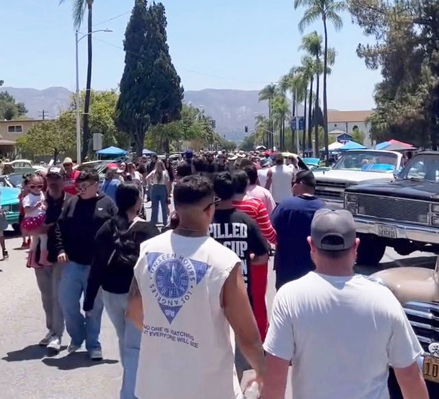 This past Friday was the 39th annual Sespe Creek 4th of July Car Show from 9:00 a.m. to 3:30 p.m., the Fillmore community was able to stroll downtown and see beautiful classic cars. This year’s show brought back the chili cook-off, hosted by Red Engine Brewery. They also had a cornhole tournament hosted by the Fillmore Fire Foundation & the Santa Paula Cornhole Baggers, live music, DJ, vendors and food tents/trucks and of course raffles and an award ceremony. Photo credit Christine Nguyen.