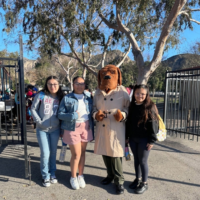 Second grade Piru Elementary students in Ms. Sandoval’s celebrated their progress in math and practice place value by building robots! They also had a visit from our Sheriff Deputies and Officer McRuff pictured above! Courtesy https://www.blog.fillmoreusd.org/piru-elementary-condors-blog/2023/11/9/2nd-grade-math-amp-a-visit-from-our-sherriff-deputies-amp-office-mcruf.