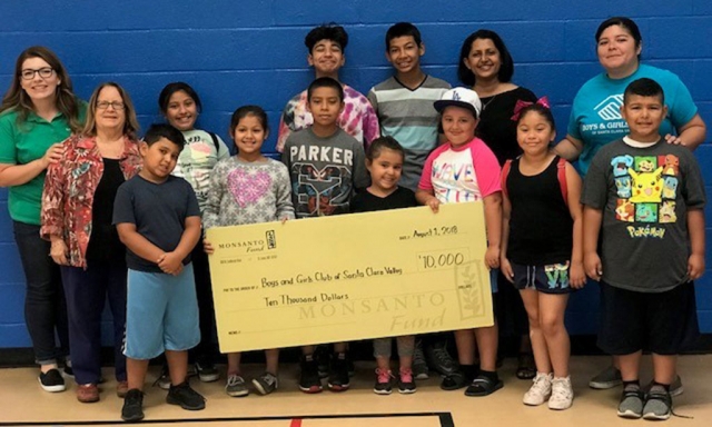 Pictured are Hannah Wirz, North American Supply Chain Lead and Renee Chandler, North American Supply Chain Assistant. Also pictured are Boys & Girls Club of Santa Clara Valley CEO, Jan Marholin and Santa Paula Site Director, Maricela Soriano. Photo courtesy Jenae Quintana.