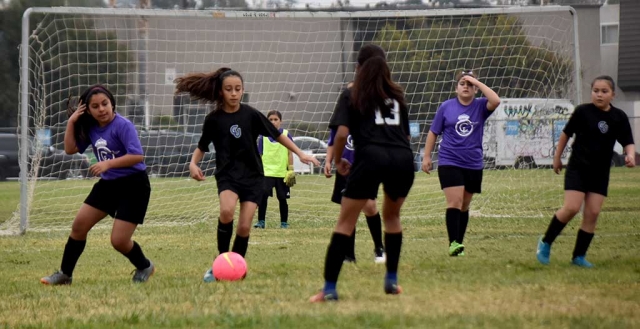 California United’s Ashley Hernandez controls the ball in the opponent’s box at Saturday’s game. Photos Courtesy Evelia Hernandez.