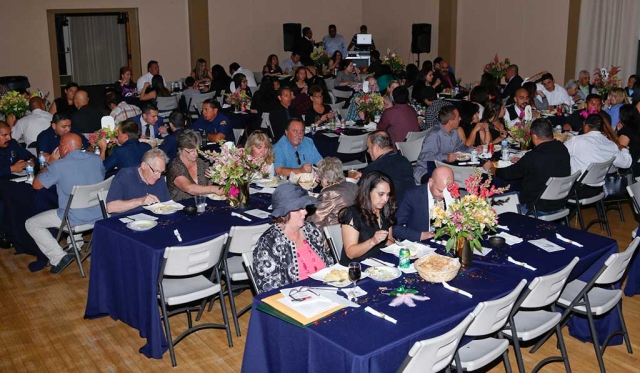 Fillmore Chamber of Commerce Annual Community Awards & Installation Dinner was well attended. Last week’s and above photo courtesy KSSP Photo Studio, Fillmore. 