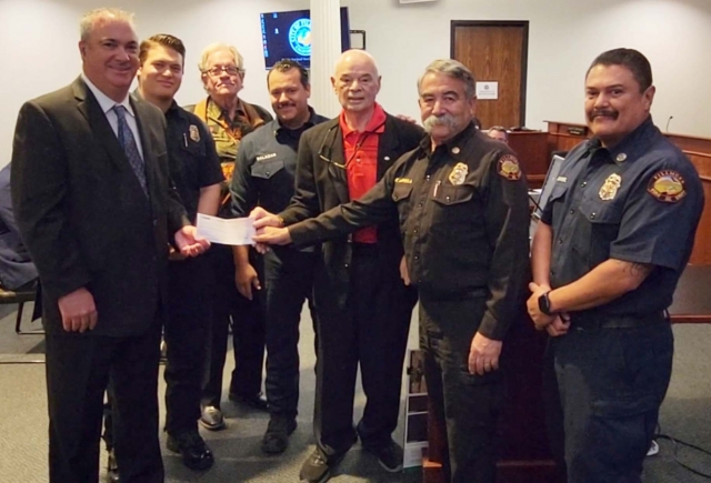 On Tuesday, January 23, 2024, the EL Dorado Mobile Home Park Social Club gave a donation to the Fillmore Fire Fighters Foundation, presented by Patrick Mckenzie and Charles Richardson.