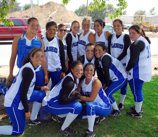 Congratulations to Fillmore Lady Flashes, they are going to CIF. The girls took second in The Frontier League. The girls play their first game this Friday away against Temple City. Pictured above standing: Shannon Carpenter, Noelle Hernandez, Kellsie McLain, Ashley Grande, Tiffany Gonzales, Jessica Gonzalez, Amanda Alamillo, Breanna Martinez. Kneeling: Nadia Lomeli, Brianna Rojo, Heidi Hinklin, Tenea Golson and Alle Davis. Good luck girls!