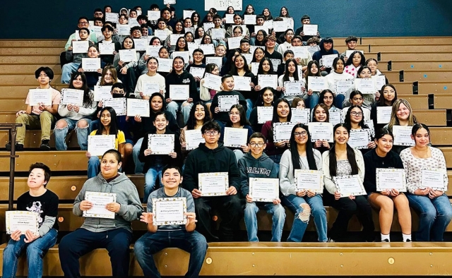 Fillmore Middle School Principal Jenny Plugge said, “Fillmore Middle School celebrated our students who have demonstrated Outstanding Academic Success. Students earning a 3.75-4.0 GPA for the 1st semester were honored at the assembly. Congratulations to all of these FMS Bulldogs.” Courtesy https://www.blog.fillmoreusd.org/fillmore-middle-school-bulldogs-blog/2025/1/28/congratulations-to-all-of-these-fms-bulldogs.                                                                                                                                