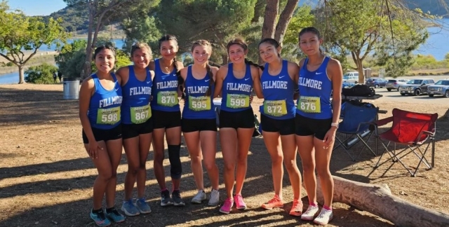 Fillmore Girls Varsity wins Citrus Coast League. Pictured (l-r) are Niza Laureano, Jacqueline Olivares, Jessica Orozco, Leah Barragan, Alexandra Martinez, Diana Santa Rosa, and League Champion Nataly Vigil. Photo credit Nataly Vigil.