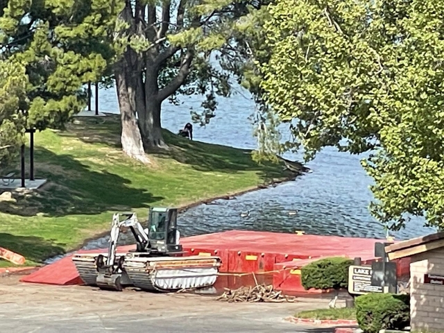 ANNOUNCEMENT!!!! The last load of debris from the lake's surface is shown here in the photo. That means……..they will re-open to boating at 630 a.m. on Saturday, April 29th. Personal watercraft (jet skis) will be limited to no more than 20 skis on the lake at any given time and no watercraft of any type will be permitted past the 5-mph buoy line near the dam. The area inside the buoy line at the dam will be closed until further notice. Please note some minor debris still exists and boaters are advised to use caution. Come and join for some summer fun! 
#lakepiru #unitedwaterconservationdistrict #lakes #bassfishing #boating #waterskiing #personalwatercraft #jetski #jetskilife #jetskiing #wakeboarding #fulllake #summerfun #outdoors #venturacounty #lacounty #losangeles #lalife #california #socal #camping #getoutside #lakelife #lakedays. Courtesy https://www.facebook.com/UWCDLakePiru.