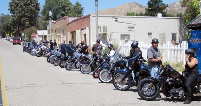Southland Motorcycle Club Rides into town for breakfast at Poncho's Place Restaurant. Photos courtesy Andy Arias.