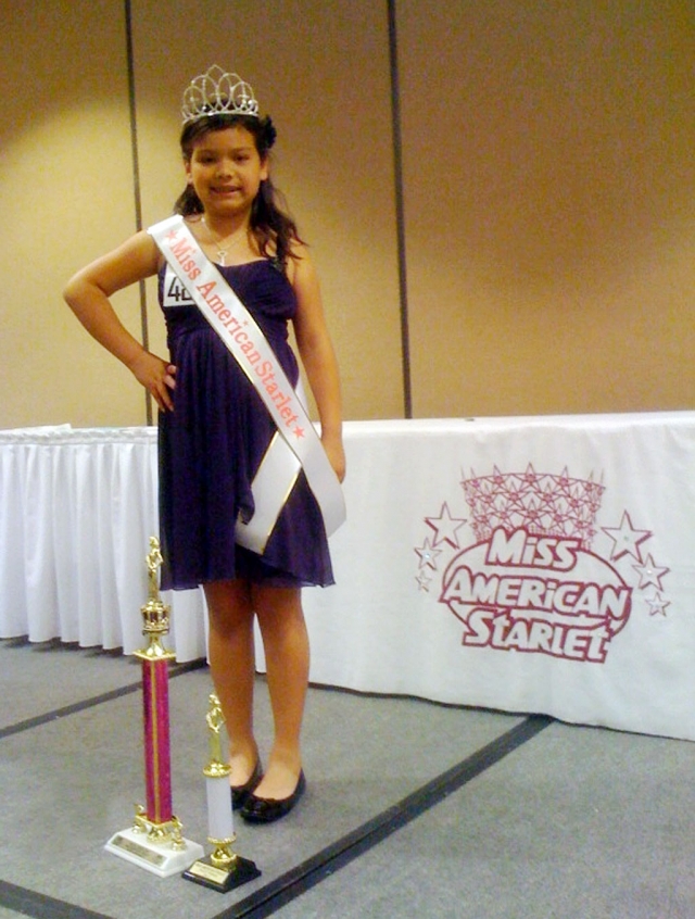 Marie Ariana Hernandez, 10-years old of Fillmore, has been crowned Miss American Starlet Pageant Little Miss Royal Queen 2011. She will be continuing onto Nationals in Palm Springs this August to compete for the Nationals Crown. Marie will be representing all of Ventura County. Congratulations Marie. Good Luck, let’s bring home that Crown!
