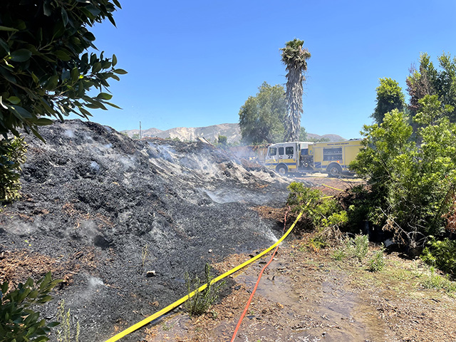 On Tuesday, June 16, at 1:56 p.m., the Ventura County Sheriff’s Office and Ventura County Fire Department were dispatched to reported smoke showing in the area of Ventura Street at Riverside Avenue in the Bardsdale. Arriving firefighters found a pile of slow burning mulch and were able to set up containment. Photo credit Angel Esquivel.