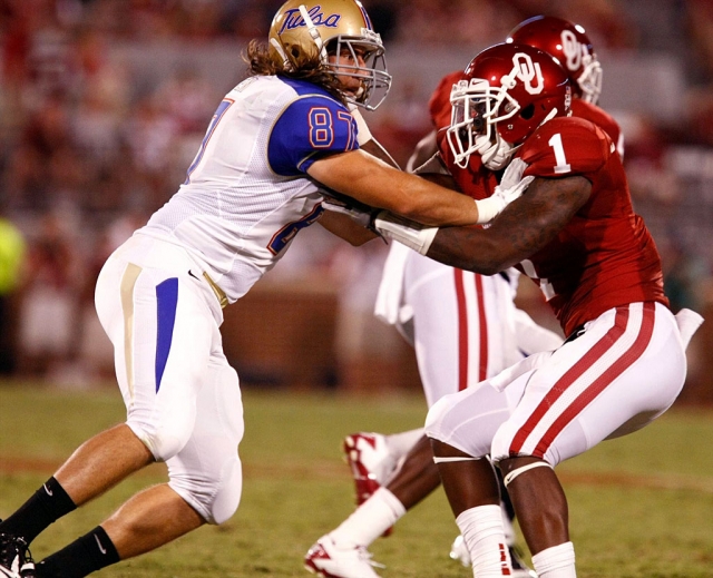 Nathan Largen #87, plays for Division 1, University of Tulsa in Oklahoma.