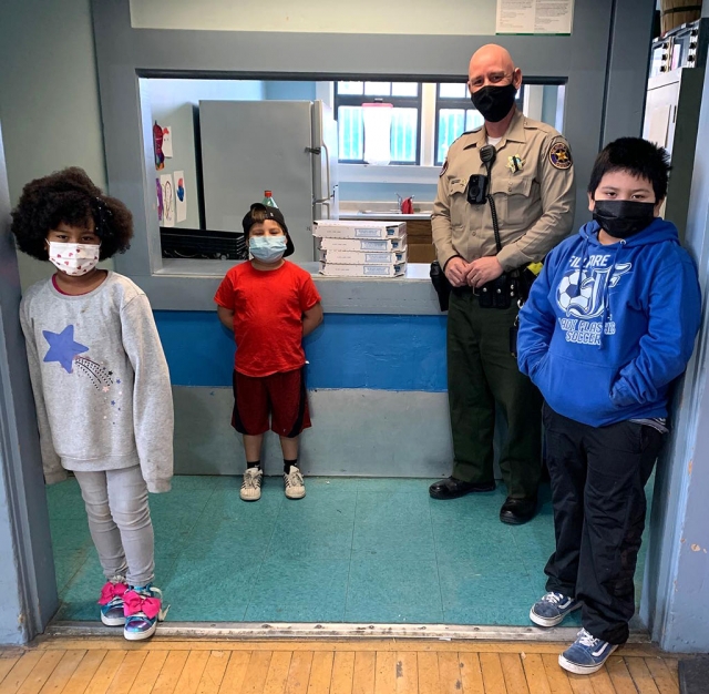 A big shout out to Fillmore’s New School Resource Officer, Jonathan Schnereger, for stopping by Santa Clara Valley Boys & Girls Club in Fillmore and treating our Distant Learning Kids to soda pop and pizza. Courtesy Santa Clara Valley Boys & Girls Club Facebook Page.