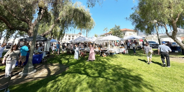 A Curated Spring Market was held in Fillmore’s Central Park on Saturday, May 10, 2025. Several dozen vendors participated, displaying jewelry, antiques, collectibles, flowers, refreshments and crafts. The sun was hot but so was the merchandise! The event was sponsored by Fillmore’s own The Vintage Nest. Photo credit Gazette staff.