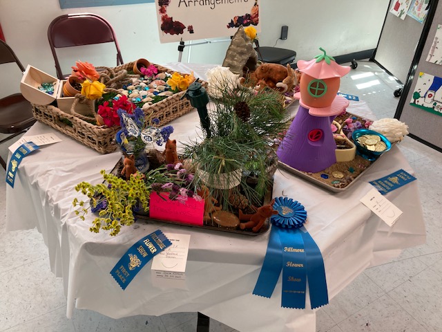 Don’t miss the Fillmore Flower Show, April 6 & 7, 2024. Above are some youth arrangements entries from last year’s show. Inset, some of the artwork also submitted by last year’s contestants. Photo credit Jan Lee. More photos online at www.FillmoreGazette.com.