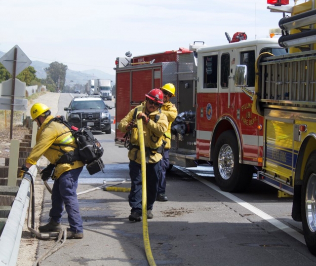 On Tuesday, March 15th, 2022, at approximately noon, Ventura County Fire, Fillmore City Fire, and California Highway Patrol (CHP) were dispatched to several spot fires along Highway 126 between Fillmore and Piru. According to CHP, the first fire was reported at noon by the shoulder of Highway 126 and Pacific Avenue, Piru. The second fire was reported eastbound 126 Highway and Fish Hatchery Road, Fillmore. The third fire was reported westbound 126 Highway just west of Sycamore Road. Firefighters were able to extinguish the fires quickly. The incidents are being investigated as arson with a possible suspect vehicle described as a white four-door Toyota, according to CHP. The Ventura County Sheriff’s Office and Santa Paula Police were also notified. No additional formation was provided at the scene. Photo credit Angel Esquivel-AE News.
