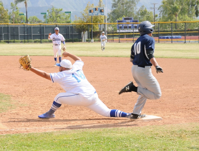 Tuesday, May 22nd Fillmore Flashes baseball hosted St. Genevieve for the first round of CIF Division 7 playoffs. Fillmore
defeated St. Genevieve 5 – 2, and advance to the Quarter Finals which will be held Friday, May 25th against University Prep In Fillmore at 3:15pm.