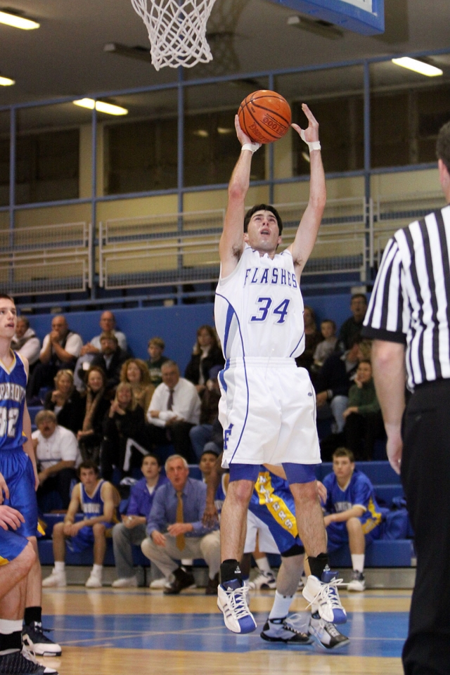 Mike Watson played great against Villanova. Watson scored 12 point, 8 rebounds and 2 assists.