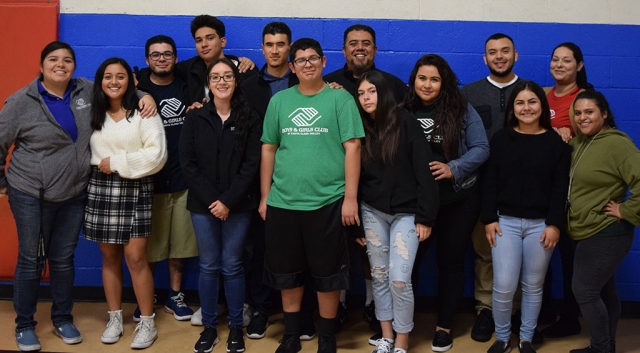 Pictured are Boys & Girls Club of Santa Clara Valley Youth of the Year participants from Fillmore, Piru and Santa Paula,
clubhouse directors and teen coordinators. Photos Courtesy Jenae Quintana.
