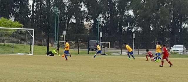 California United 12-U boys chasing after the ball in a tight game vs VC Galaxy this past weekend. Photo Courtesy of Irma Espino.
