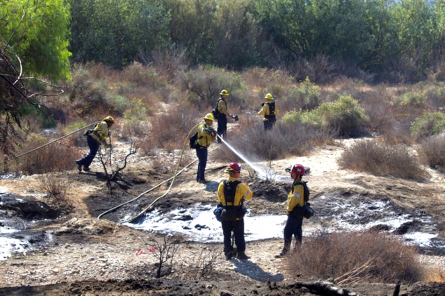 On September 30, 2021, at 2:22pm, Ventura County Fire was dispatched to a reported brush fire in the 4200 block of Center Street, Piru. Arriving fire crews (ME28) reported a 100' by 100' spot fire. Ventura County Sheriff’s Department and detectives were also on scene, along with a fire investigator. Crews remained on scene for about three hours. This is the second brush fire in that area in two weeks. Cause of the fire is under investigation. Photo credit Angel Esquivel-AE News.