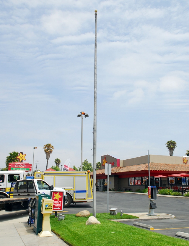 Pretty boring picture, huh? We think so too. Carl’s Jr’s flagpole has been missing an American flag for over six months. The manager has told us they are waiting for the pole to get fixed. Our question is, how long does it take?