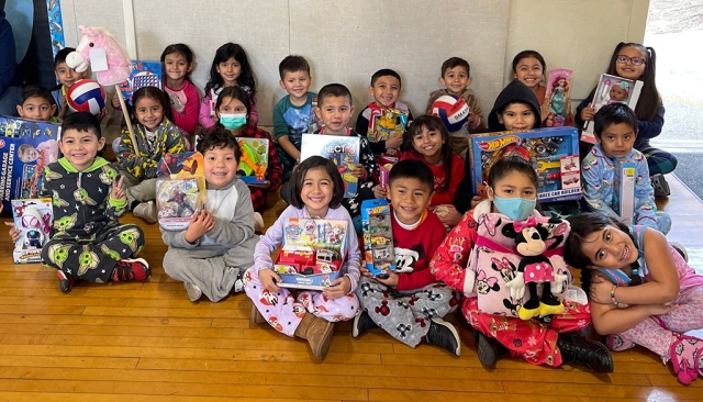 Thanks to the California Highway Patrol, this holiday season was made extra special for each of our Condor students in preschool through 5th grade, last week. Thank you, Piru Neighborhood Council for making this happen for our students, we are a lucky school community! Courtesy Piru Elementary blog.